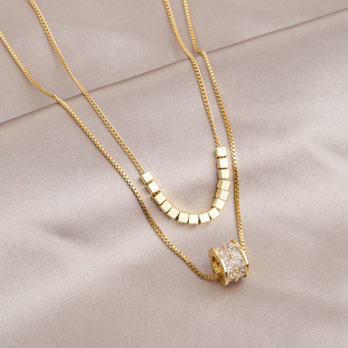 Luxurious ultra-shiny square double-layer stacked necklace for women, light luxury micro-inlaid zircon small waist clavicle chain, elegant and trendy
