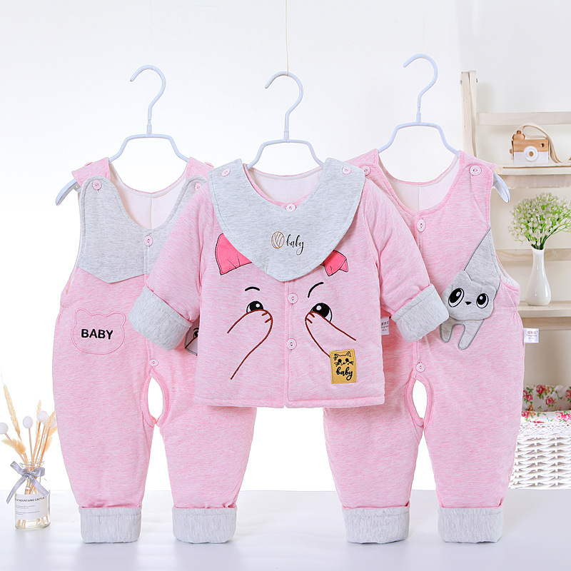 Ropa de bebé recién nacido Invierno 3 meses recién nacido Otoño e Invierno chaqueta acolchada de algodón de tres piezas engrosada 0-1 años bebé traje de Abrigo acolchado de algodón