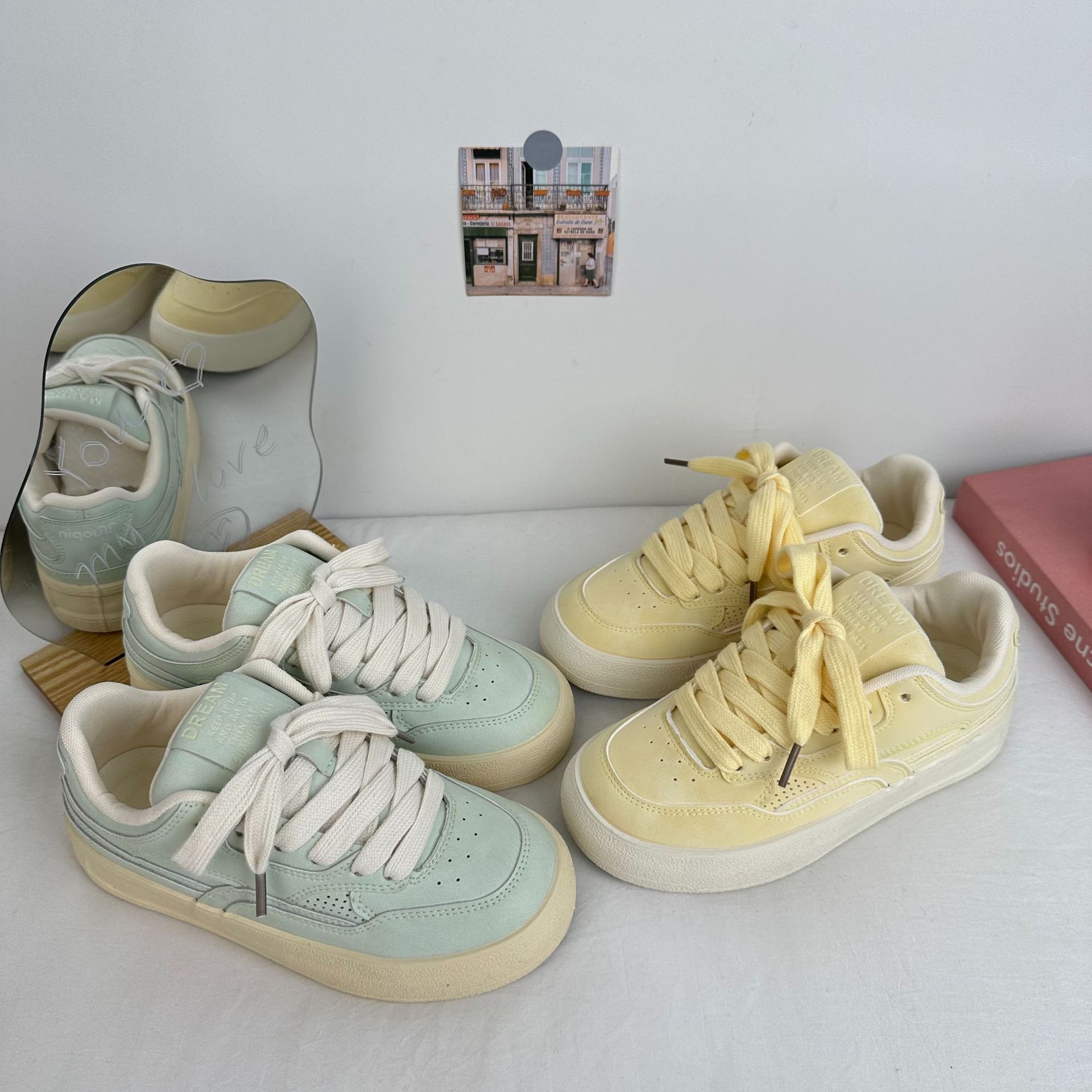 Yuanbo color sólido zapatos de skate casuales de baja altura de mujer versátil 2025 primavera nuevo nicho Harajuku zapatos de lona coreanos image 1