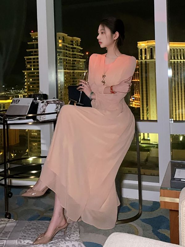 轻奢甜美V领重工钉珠长袖气质长裙女秋季新款高腰显瘦连衣裙N8091|undefined