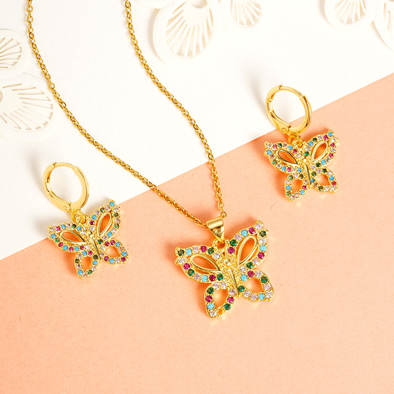 Vietnam Shajin Estilo europeo y americano Estilo explosivo Collar de mariposa Diamante de mujer Destello exquisito Lujo ligero Pendientes de alta gama al por mayor