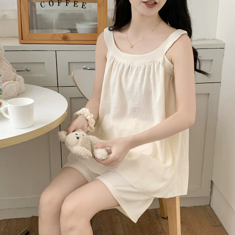 Summer comfortable white fresh pijama, lifting effect, with short sleeve