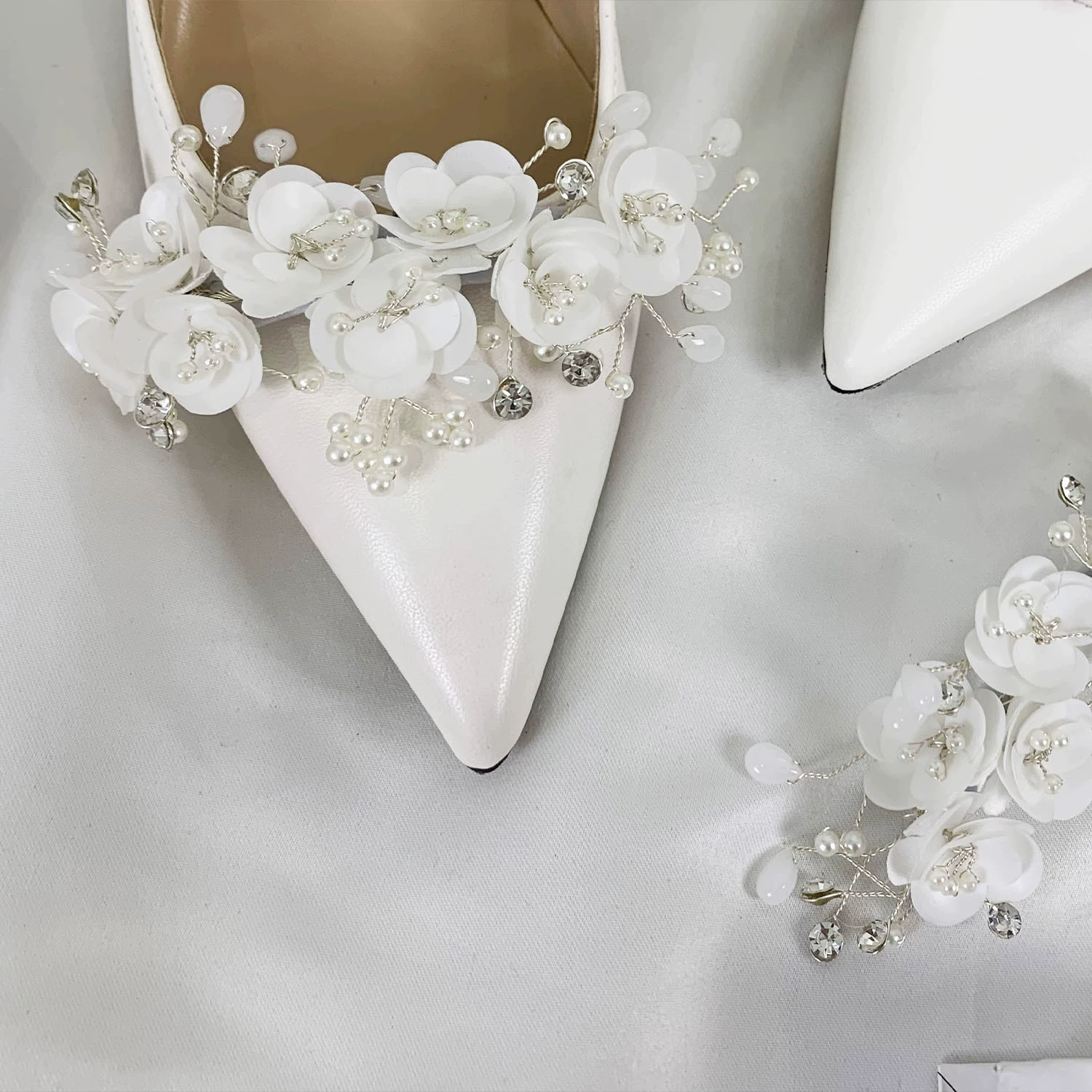 Новые восемь белых цветочных застежек на высоких каблуках съемные аксессуары