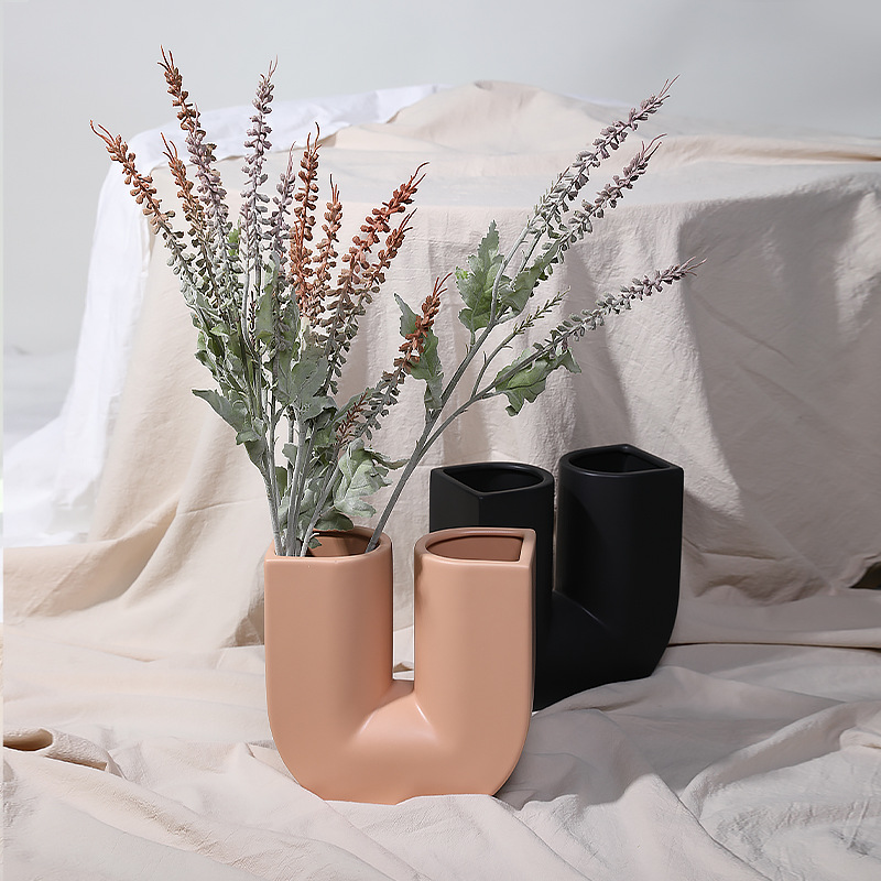 Nórdico simple en forma de U florero de cerámica decoración de la flor de la sala de estar mesa de comedor Modelo Sala de Exposición de Muebles Decoración