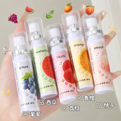 夢幻の秘策の口ぶりが清新で、口の中に水蜜桃ブドウのライチをスプレーします。