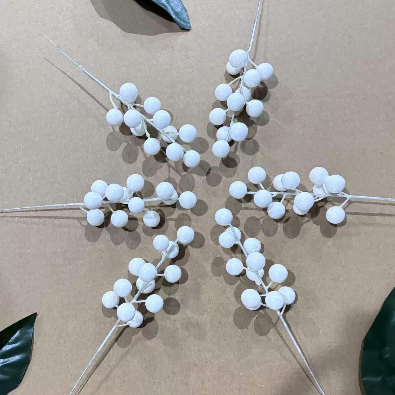 白色圣诞果仿真红果冬青果发财果仿真花家居装饰配件铁丝12叉批发