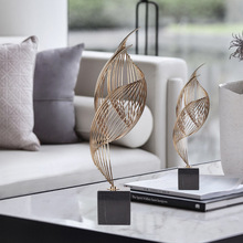 创意欧式金属家居摆件大理石海螺金属工艺品酒店展厅室内软装饰品