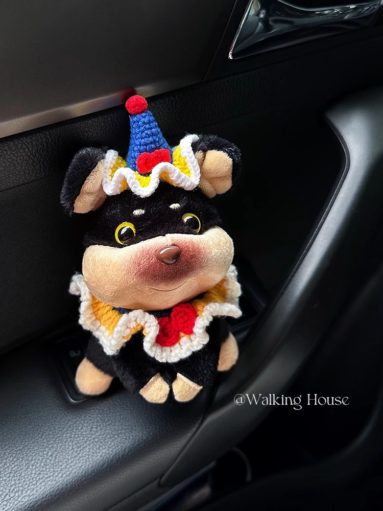Car Seat Belt Shoulder Cover Cute Funny Bee Dog Plush Car Interior Decoration Ornaments Pocket Decoration Gift