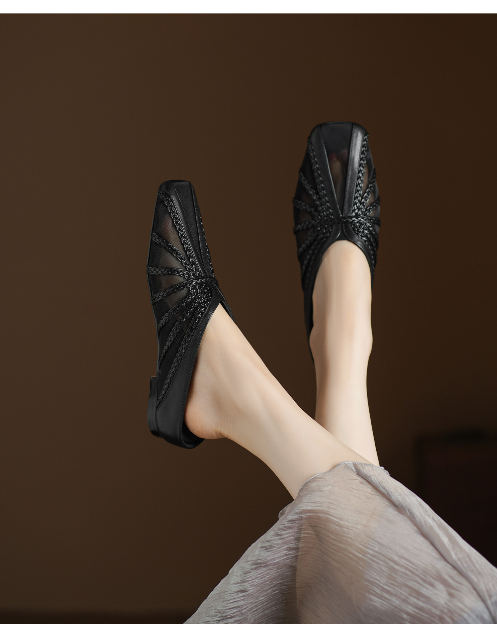 Dép sandal nữ mũi nhọn quai chữ V đế xuồng cao 7 cm, chất liệu lưới ren họa tiết hoa — đen chi tiết 9