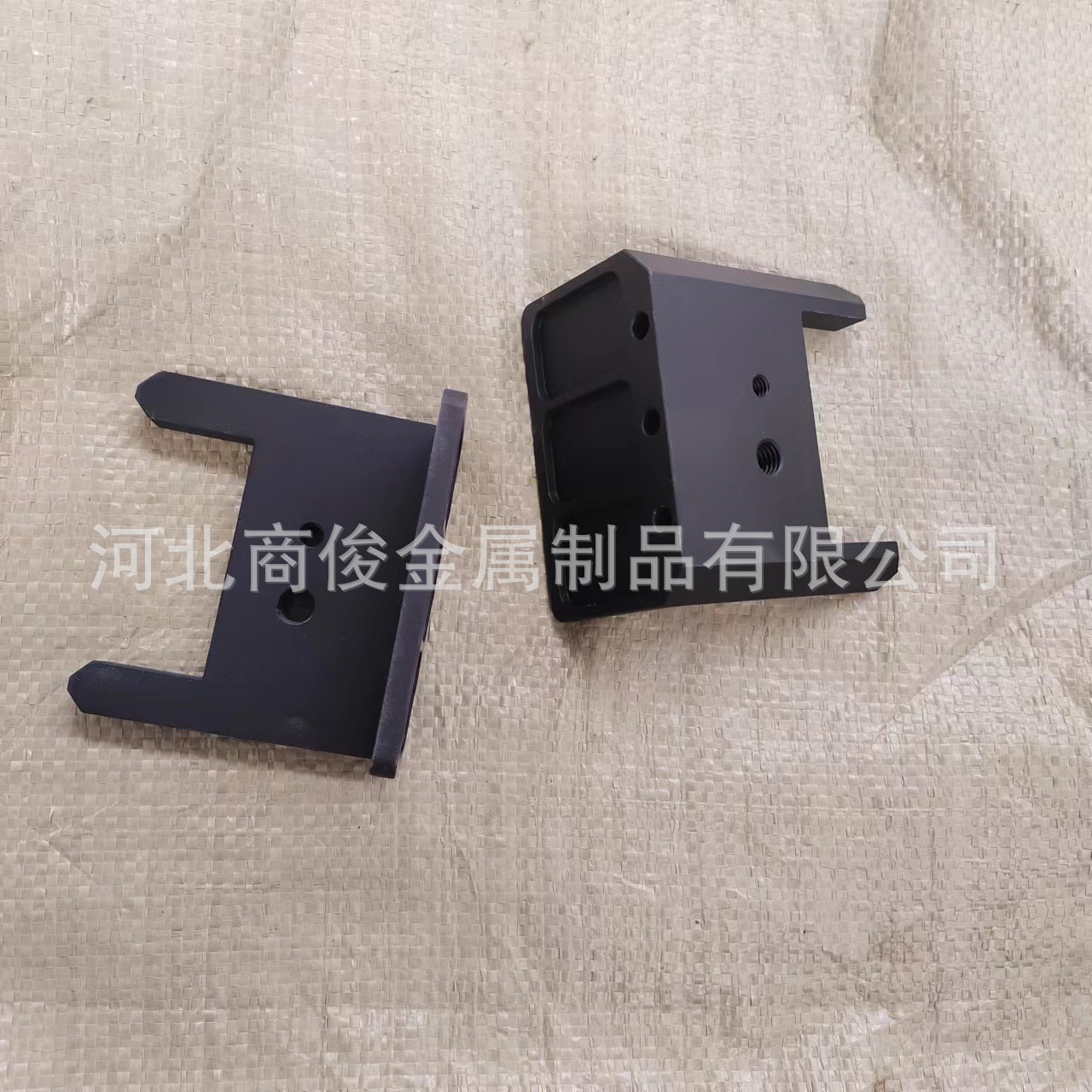 f5307ab54b4fe35cbd2e5f5b5be672