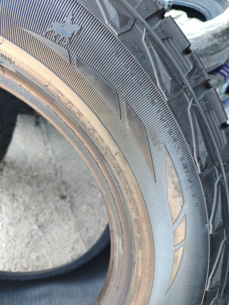Off-Road Tires 285/60R18 All-Terrain at Tires for Land Cruiser, Lexus, Toyota Land Cruiser 28560R18