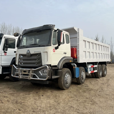 China Heavy Duty Truck Howo 12-Wheel Dump Truck, Tipper Truck, Earthmoving Truck, Engineering Transport Vehicle Exported to Africa and Central Asia