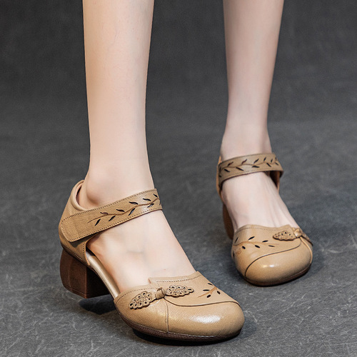 Women's Hollow Sandals  Summer New Arrival Retro Chinese Style Closed-toe Sandals with Chunky Heel and Round Toe Printed Shoes