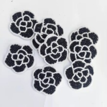 ���N���x�ֹ����ڰ����w�ٴ�õ�廨DIY���bЬñ�����Ʒ���N