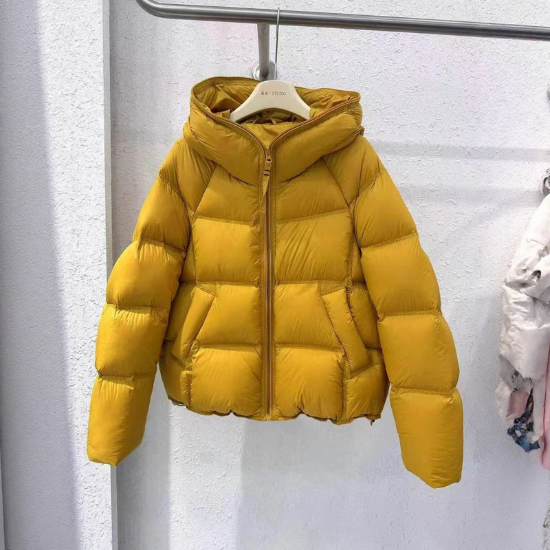 Authentic Classy European Puff Short 90 Velvet down Jacket for Women 2025 Winter New Style Super Nice Winter Jacket