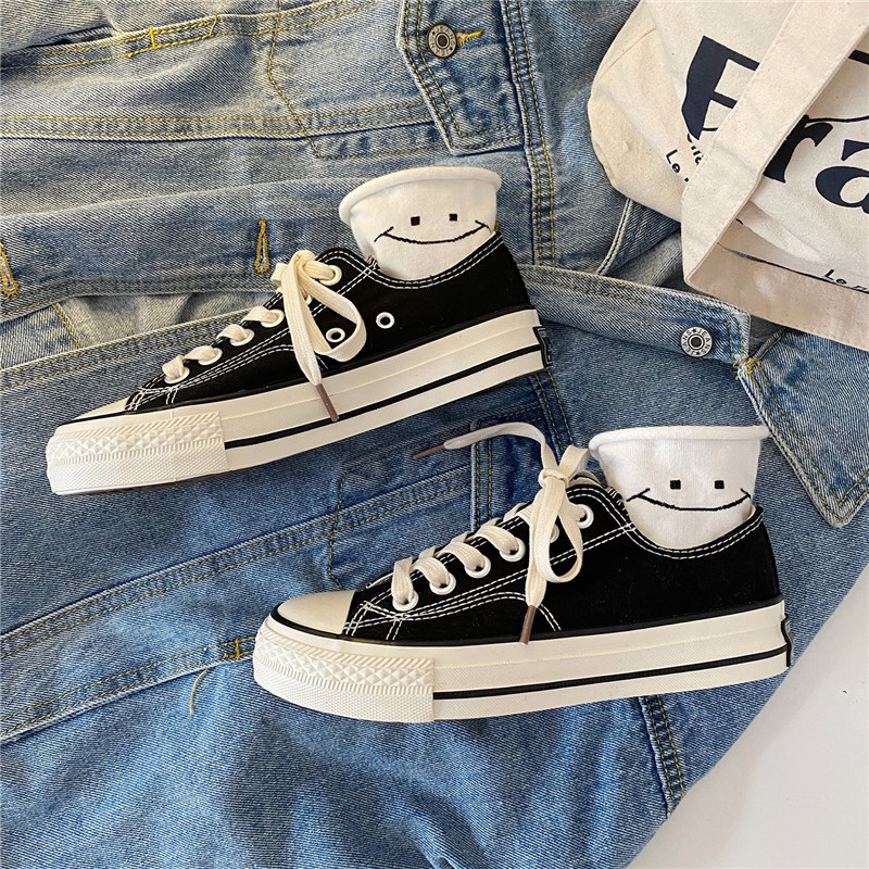 Zapatos de lona regrabados hombres y mujeres parejas estudiantes coreanos zapatos casuales de todo fósforo zapatos individuales zapatos blancos 1970s zapatos de moda A09