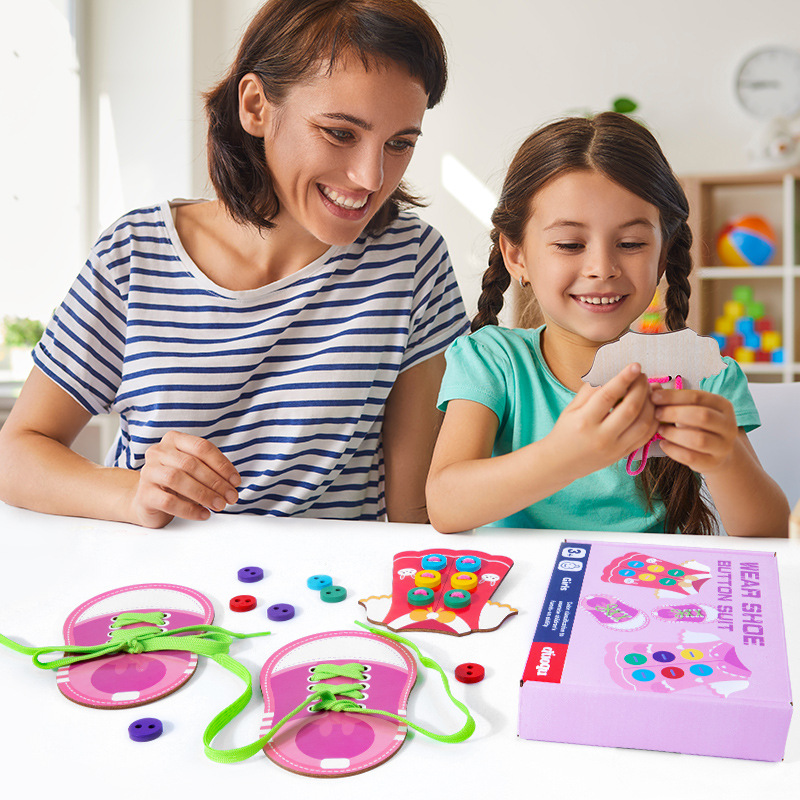 Children's Early Education Clothes with Laces and Shoelaces Toys for Boys and Girls, Wooden Threading Buttons for Early Education and Intelligence Development