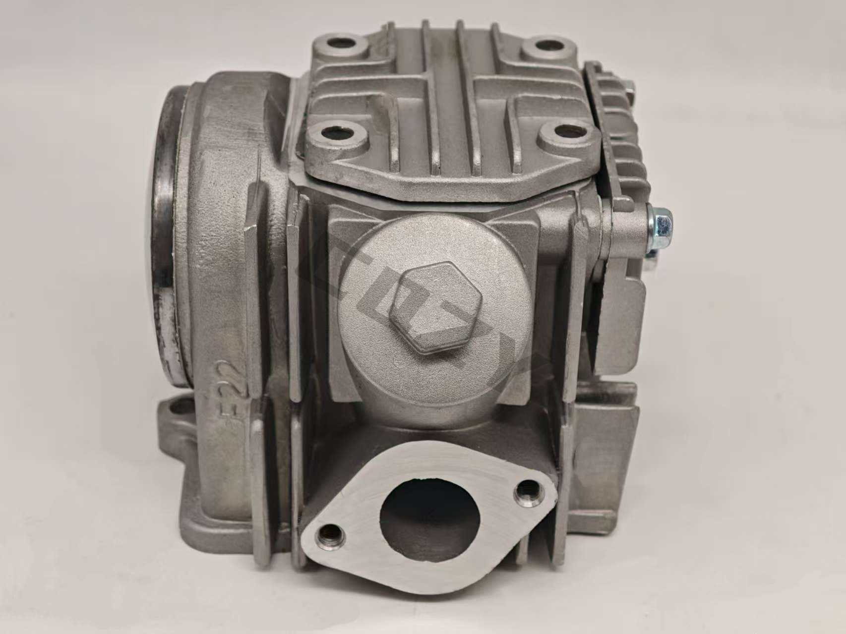 Motorcycle Parts Jialing Jh7048Q Cylinder Head Assembly Underbone Bike Engine Cylinder Head Assembly