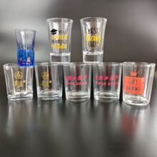 专业定制品牌logo 礼品小白酒杯 50ml小方杯一口玻璃杯酒吧子弹杯
