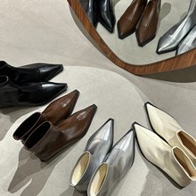 2025夏季新款尖头低筒中跟女靴PU革百搭通勤软底时装靴透气内里