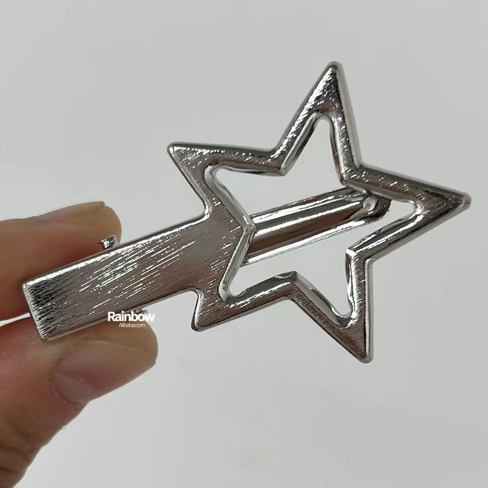 De metal de una sola palabra pico horquilla accesorios para el cabello femenino de alto grado estilo Chanel miumiu carta horquilla ins estilo clip lateral