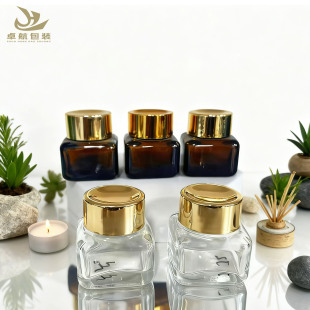 �F؛�¿�30ml�е׷۵�Һƿ�ķ�б��ιܾ���ƿ���AԭҺ���b����ƿ
