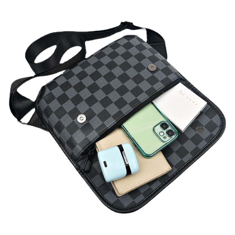 Internet celebridad mismo estilo, al por mayor en stock marca de moda bolso de hombro de los hombres