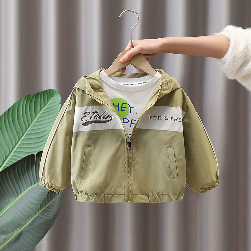 7634 cortavientos a juego de colores para niños 2025 nuevos niños primavera y otoño top de celebridades de Internet primavera abrigo con capucha estilo occidental primavera