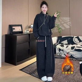 时尚休闲套装;棉衣;女式针织衫