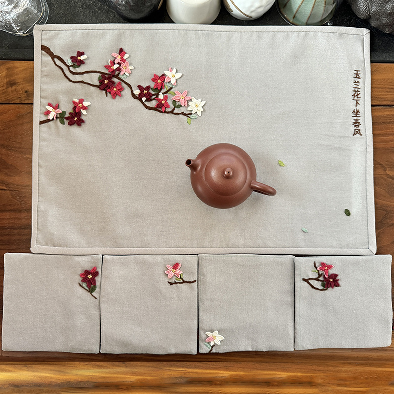 Bordado DIY paquete de material estera de té de cuatro piezas hecho a mano Lu bordado conejo Flor de melocotón bolsa de costura sala de estar estera de té montaña
