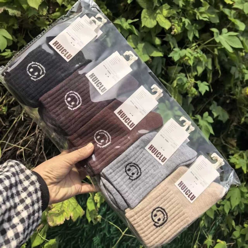 Huichenglu Men's and Women's Mid-Calf Cashmere Thermal Socks, Cold-Resistant, Warm and Heating Cashmere, New Autumn/Winter 25 Model Huichenglu Men's and Women's Mid-Calf Cashmere Thermal Socks, Cold-Resistant, Warm and Heating Cashmere, New Autumn/Winter 25 Model
