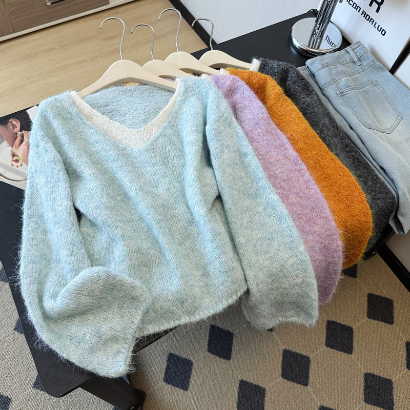 baby蓝软糯V领针织毛衣女秋冬宽松小个子打底上衣内搭叠穿假两件|undefined