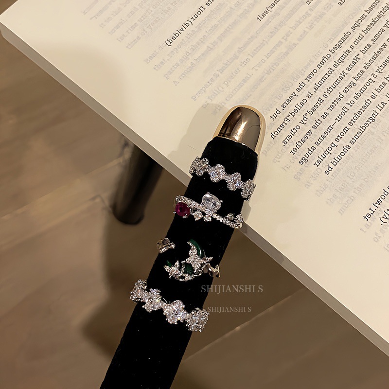 "Star and Moon Butterfly Shadow" Butterfly Entwined with Moon Cold Silver Forest Open Ring Women's Four-Leaf Flower Smart Cold Luxury Style Ring