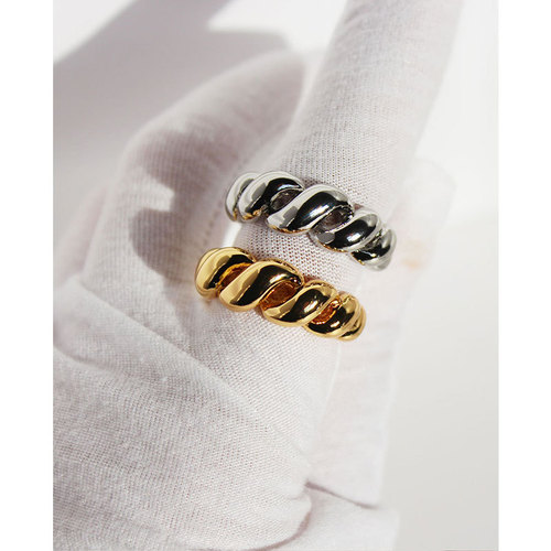 Qingdao jewelry European and American vintage metal twist ring women's open adjustable ring 394