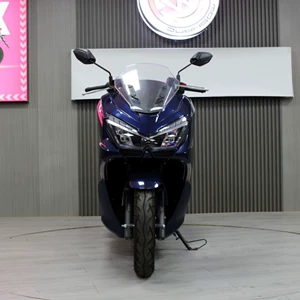 Yanacaq Sərfiyyatına Qənaət Edən Skuter, İki Təkərli Motosiklet 49/180Cc