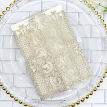 �羳���R�d�Y���̄���Ո�����[�����_�TՈ��Ո���Ɍ������R���U��