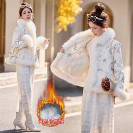 新中式国风女装羽绒服2025新款冬季重工刺绣狐狸毛90白鸭绒外套