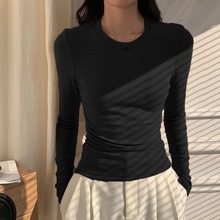 秋冬咖色圆领修身显瘦长袖T恤女百搭韩版辣妹穿搭打底上衣女潮