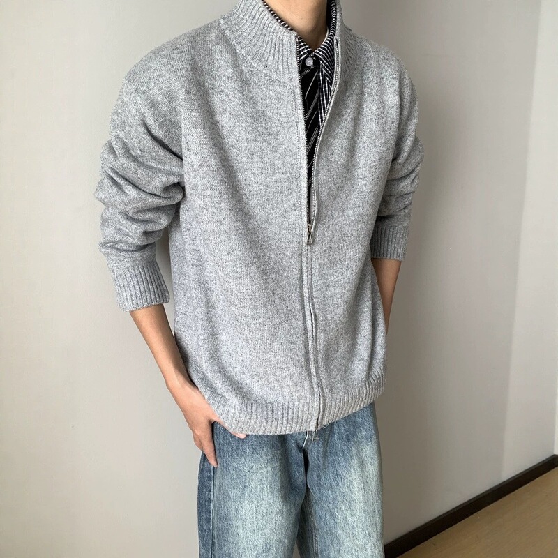 Wang Anyu's same style gray cardigan sweater for men, winter cleanfit knit inner layer, casual heavyweight thick outerwear Wang Anyu's same style gray cardigan sweater for men, winter cleanfit knit inner layer, casual heavyweight thick outerwear