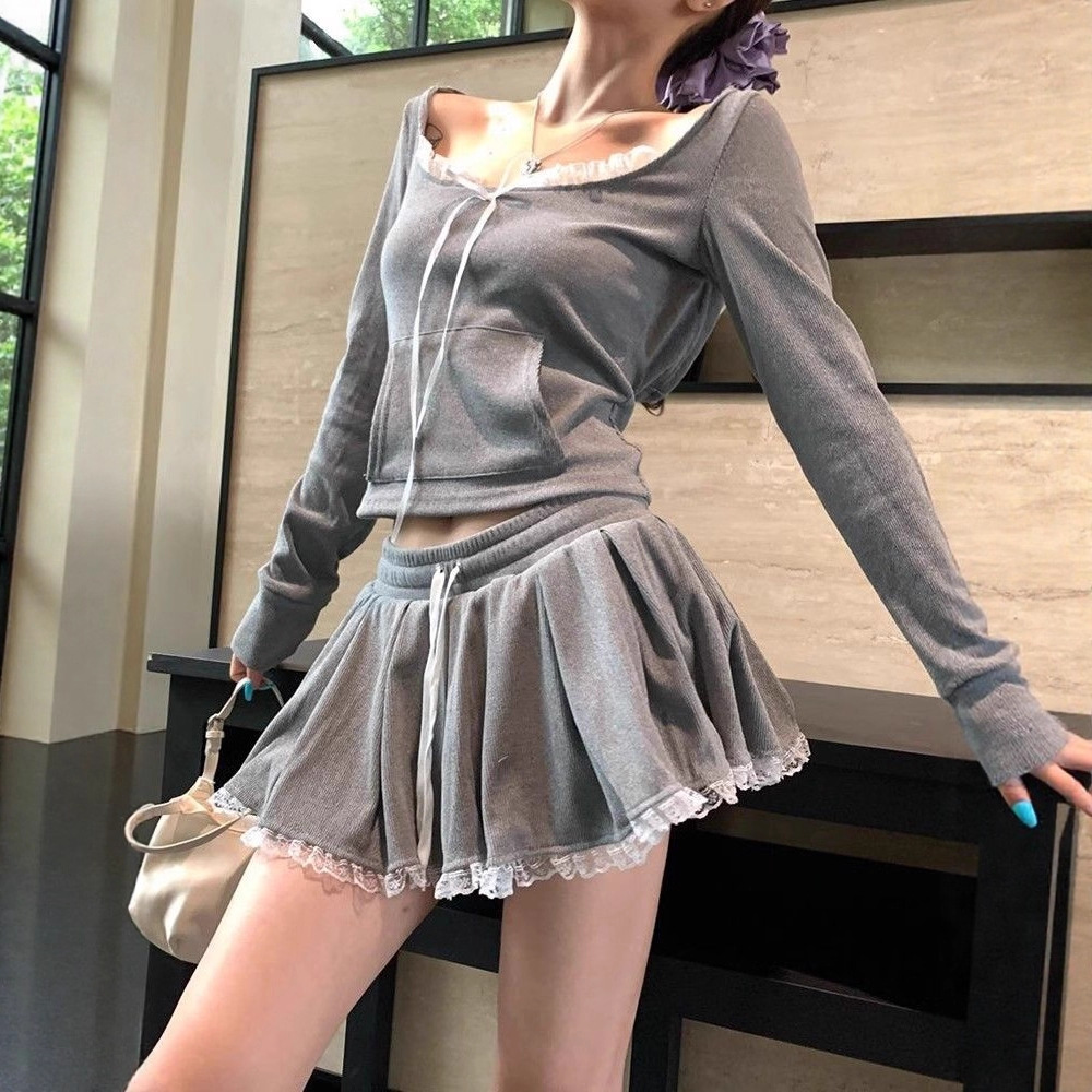 蕾丝拼接灰色短款T恤连帽卫衣辣妹套装女秋季a字半身裙休闲两件套