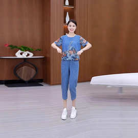 牛仔妈妈时尚夏季夏装套装新款洋气女装显瘦七分裤大码休闲两件套