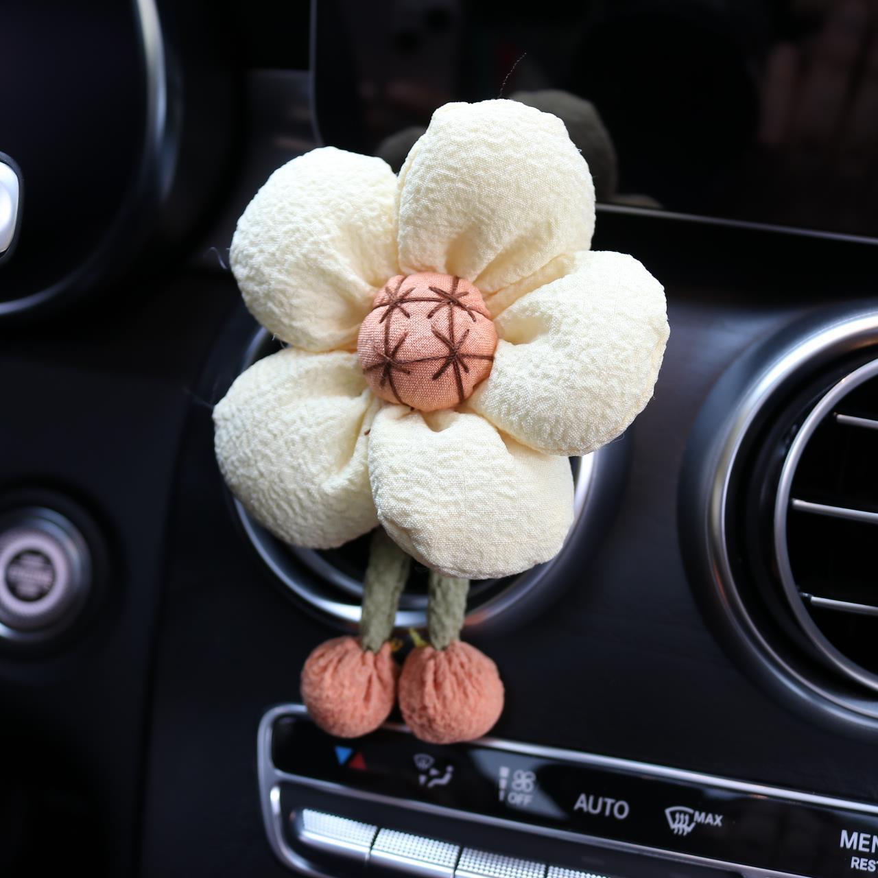 Decoración de automóviles salidas de aire de automóviles aromáticas aire acondicionado perfumes clips creativos lindos dibujos animados accesorios de automóviles adornos