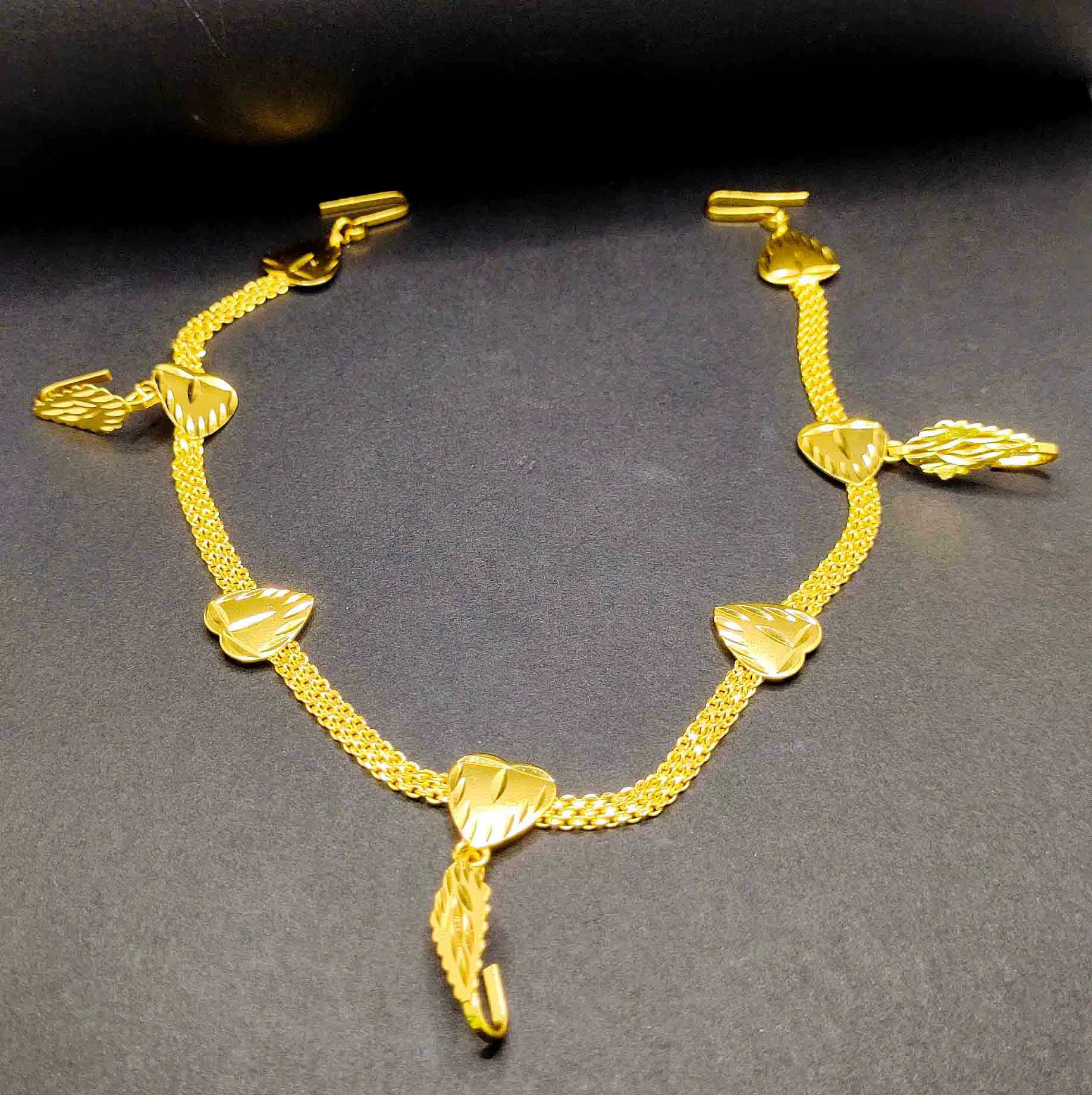 Цепочка на голову, украшение для волос в стиле Chanel, простое, из позолоченной меди 18 карат, легкая роскошь, не выцветает, украшение для лба, модное и универсальное, оптом.