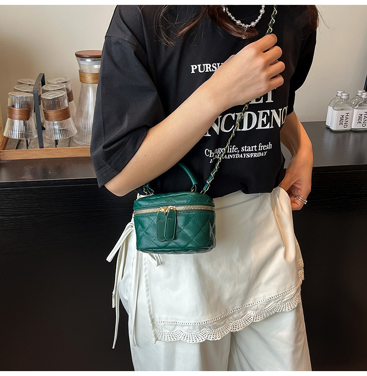 169g Weight Zipper Closure Type Single Shoulder Strap Strap Type Shoulder Bag Bags Type Casual Occasion Pu Leather Material Solid Color Pattern All Seasons Season Women's Gender Streetwear Style Square Shape Women's Pu Leather Solid Color Streetwear Square Zipper Shoulder Bag 19