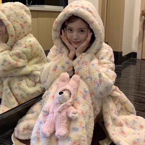 New autumn and winter coral velvet pajamas for women in winter plus velvet thick robe, robe, plush home wear set