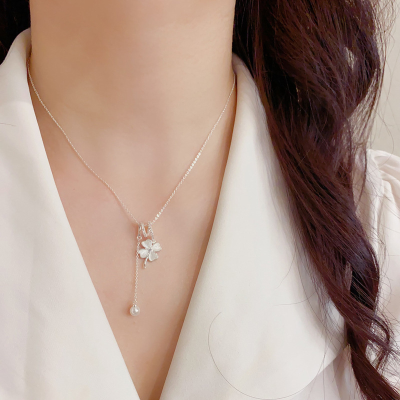 2026 New Thick Silver Cat's Eye Stone Four-Leaf Flower Tassel Necklace, Personalized Fashion Light Luxury Versatile High-End Neck Chain