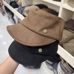 秋冬保暖鹿茸皮显瘦减龄马术帽子女个性网红小众百搭宽帽遮平顶帽