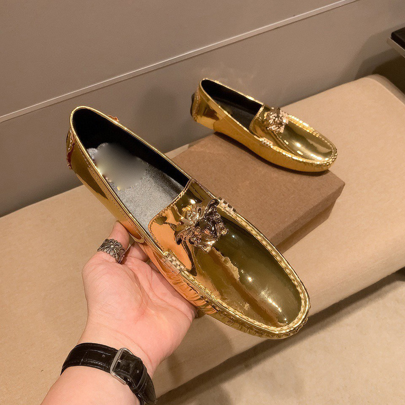 Zapatos Doudou para hombre 2024 verano nuevo estilo zapatos de hombre de suela blanda punta redonda conducción antideslizante zapatos de cuero casuales zapatos perezosos de un pie