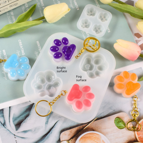 Factory Crystal Droplet Keychain Pendant Mirror Fog Frosted Flow Sand Four-in-a-Row Love Heart Cat Paw Silicone Mold