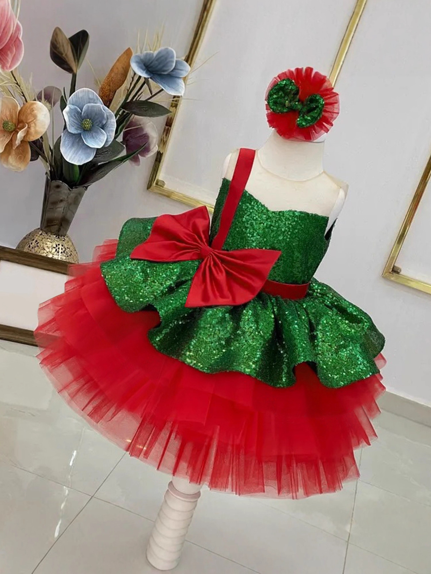 Navidad infantil Navidad elfo vestido de princesa fiesta de Navidad espectáculo de escenario vestido de malla verde